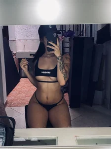 Paulina_Lopezz Your Fit girl Pic 2