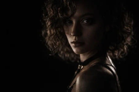 LilyannRosse The secret behind the scenes Pic 2