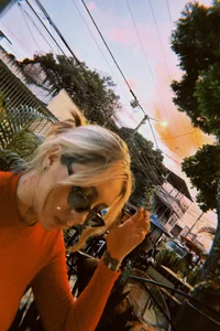 a coffee with me ☕🍪 de CarolQueen1_  4 Imagens