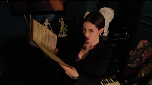 Kira_Light Me Foto 2