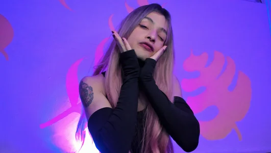 LukaCastilloのI'm your cute little girlの 6枚の写真