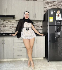 Badra_Abaid: I've been a very bad maid today ( 2 фото)