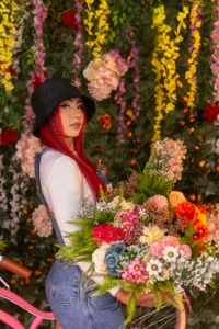 HannaRed_ Beautitful like ur favorite flower🥵🥵🥵  5. fénykép