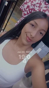 skinnysexzara18 Public Pic 6