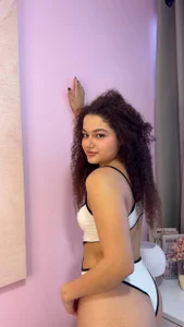 Public de Lily_Blaiir  2 Imagens