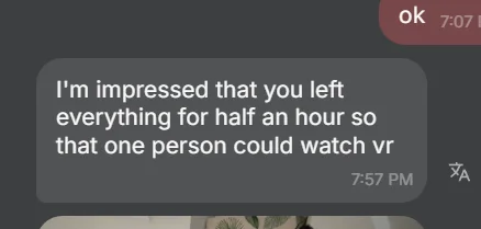 ButtCrackShowing-OOPS Comment from a VR user টি ছবি