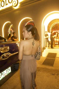 dangerouswomanx WOMANNIA Foto 5