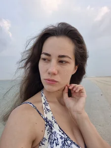 Ariane_Esther Public Bilde 6