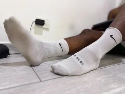 The_Overlord_Alex White Nike socks Pic 7