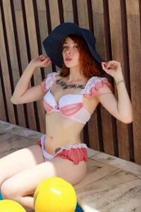 HelenaCole- Public Foto 4