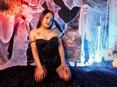 ZoeWan69 “Halloween candy, laughter and magic ✨ Pic 3