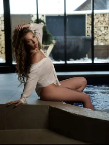 AlysonHuxley_ Water Between My Thighs, You Next? 😏💦 Pic 2