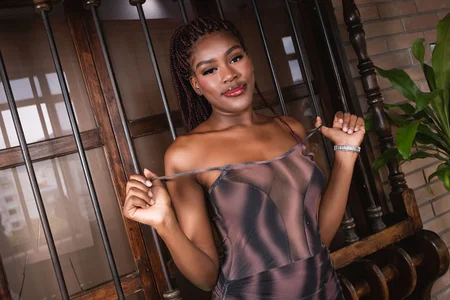 EvonnyMilk Public Foto 3