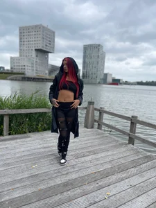 CinthiaCollins the life is beautiful Pic