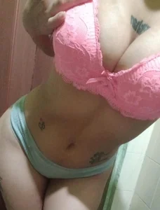 LiziOri's XXX Nude Photo 3