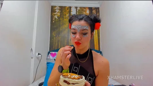 RedAssHottieのBirthday girlの 2枚の写真