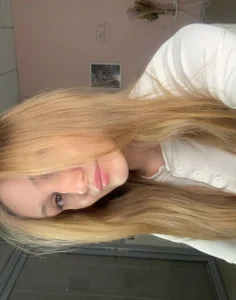 DottyRuhlin look at me Pic