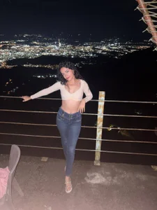 Salome_Rivas_ hELLO Pic 3