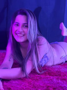 MiaSloann Public Pic 4