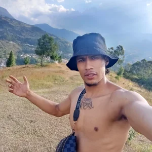 Sábado de Ryan_coopper  2 Imagens