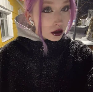 Missmeew Public Pic 3
