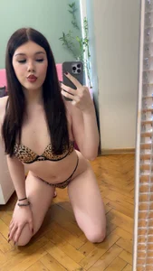 LovelyMell Public Pic 7