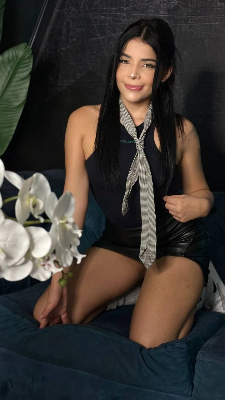 ArieliciousXXX Gambar Trending 297
