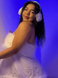 memphiswilliam Curvy Winter Heat ❄💗 Pic