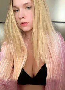 Charm-Doll Im blond Billede