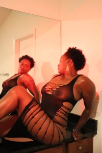 ZariMik's XXX Nude Photo 5