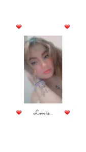 Chubby_Blonde_pm Public - {count, plural, one {תמונה אחת} two {שתי תמונות} many {# תמונות} other {# תמונות}}