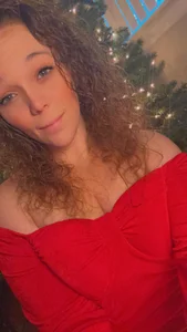 XoMisty Sexy Christmas Pic 7