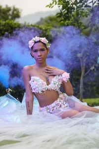 mia_roldan_ I’ll grant you a New Year’s wish🍒 Pic