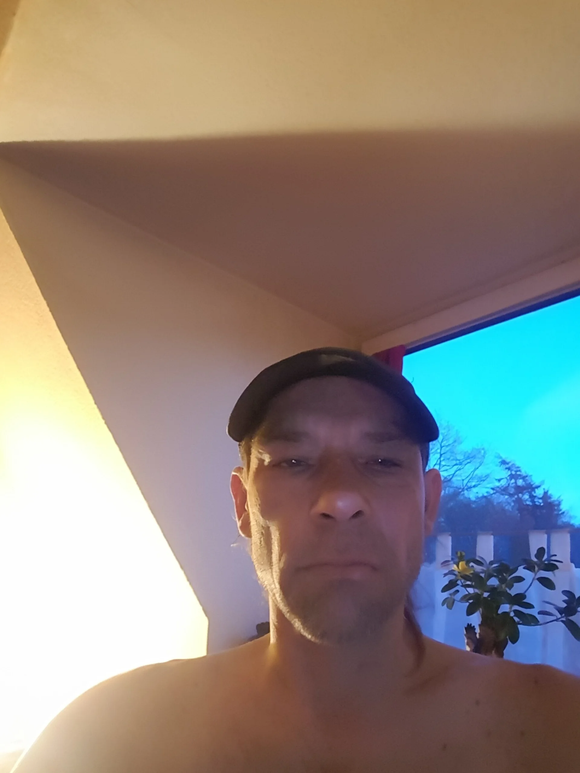TommyThomas75 Public 사진