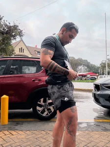 Luchonaked Public Gambar 2