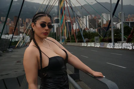 Mara_Torres1: STREET STYLE ❤️‍🔥 ( 6 фото)