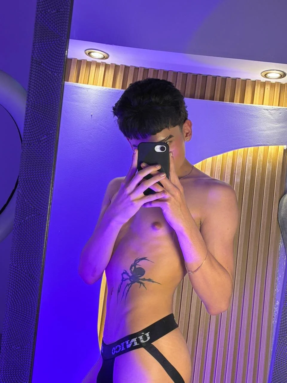 صور MateoMitchell الرائجة  3976