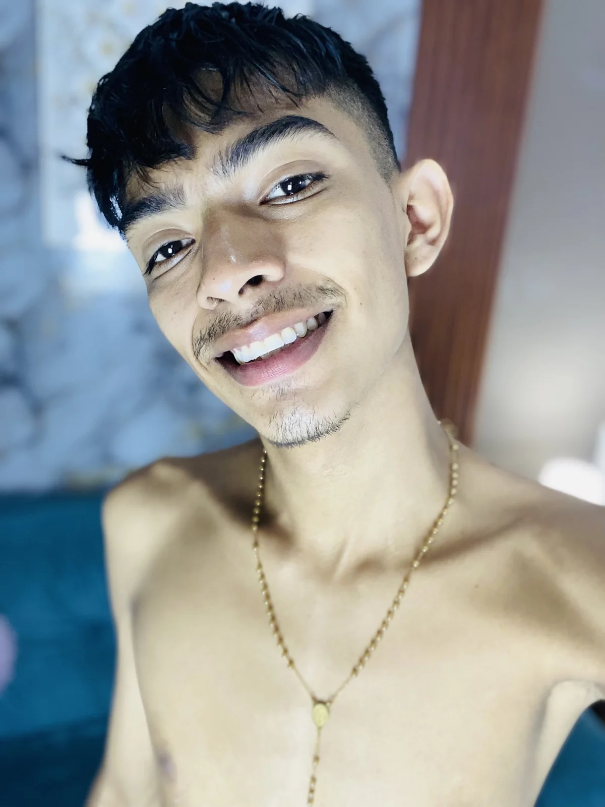 KITTY_BOSH 님의 트렌드 중인 사진  184개