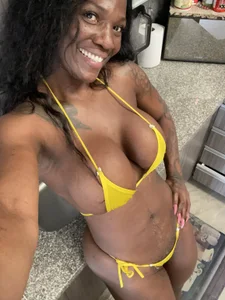 Bustykeyla Public Pic 9