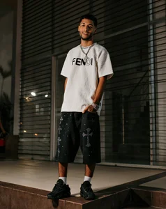 Thiagoferreti “Your essence has something forbidden… and that is why it is impossible to ignore it.” 🫦 Gambar 7