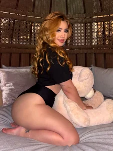 SamanthaKlein_ Elegance is not improvised Bilde 7