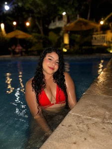 april_keith4 day of fucking in the pool Pic 2