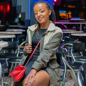 hoely_grail01 hoely_grail  2টি ছবি