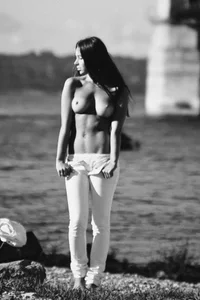 KaisyLay Public Pic 6