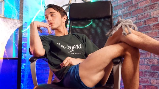 John_Mellow Spoopy pics Pic 5