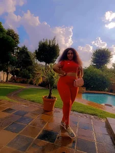 Public de Kinkyphatass  9 Imagens