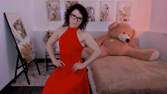 AureliaGleam Public Pic 3
