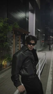 Urbadass: Public ( 3 фото)