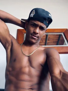 Brayam_30's XXX Nude Photo 3