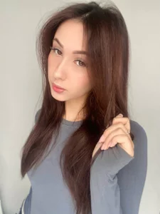 JanellaBecerril Cozy, sassy, yours 💋 Pic